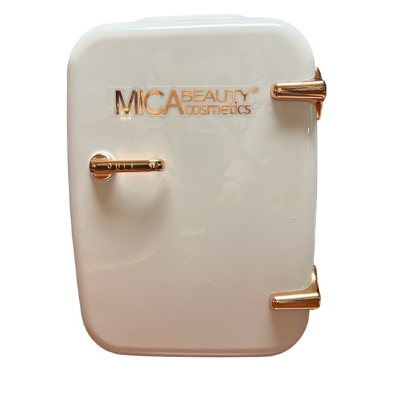NIB MICA Beauty Cosmetics Mini Skincare Refrigerator Thermo-Electric - Picture 1 of 15